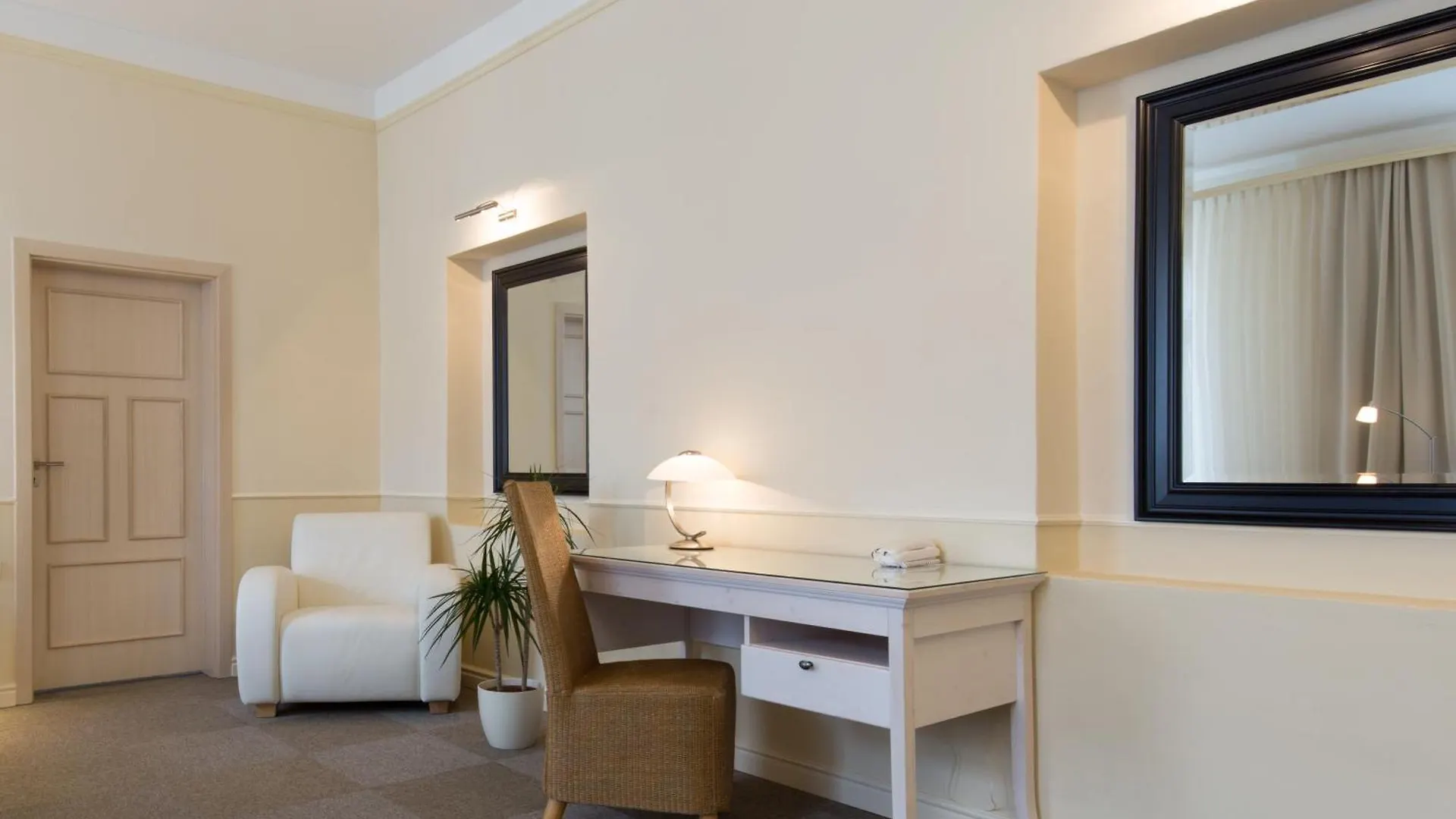 Unitas Hotel Prague
