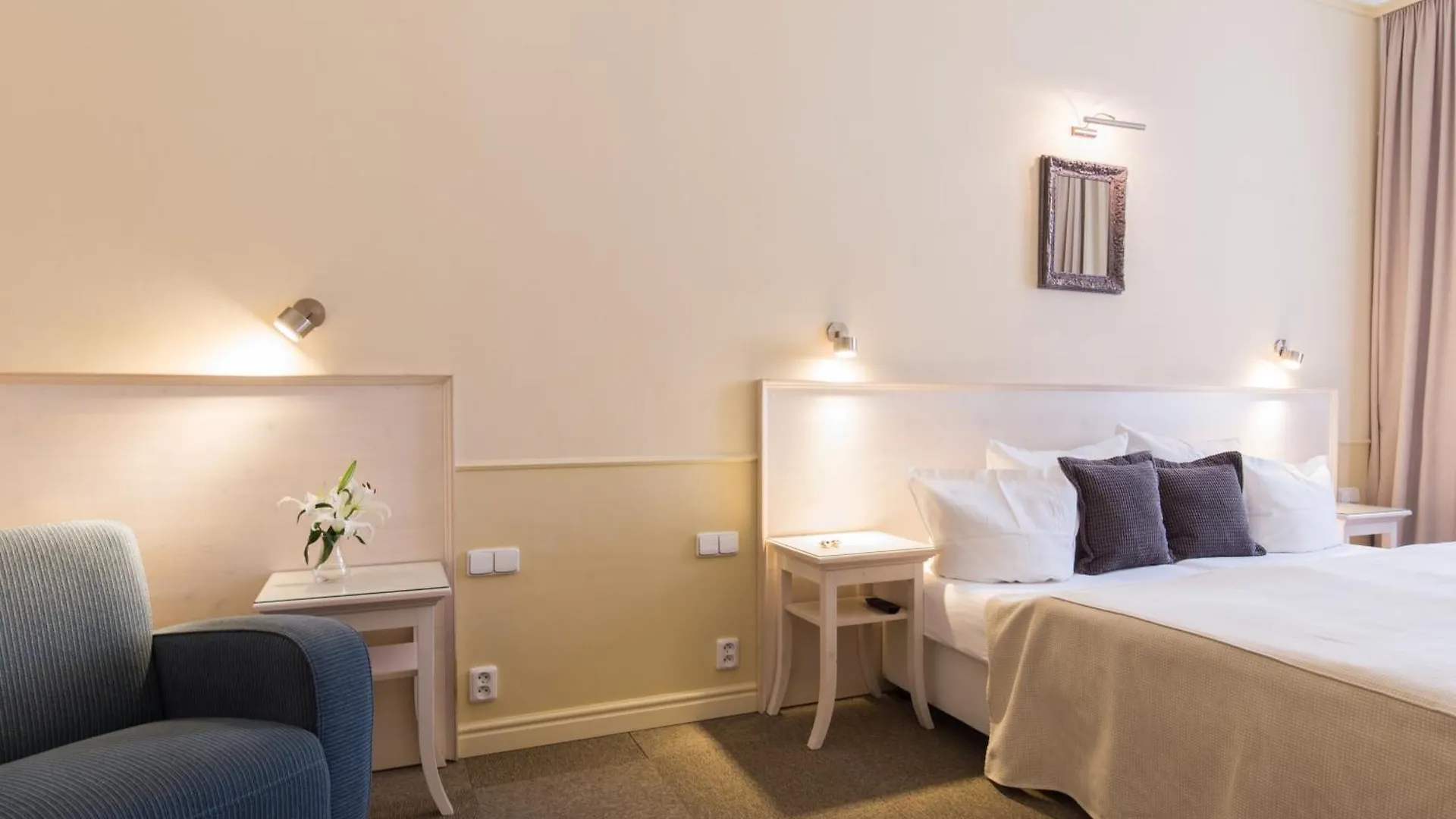 Unitas Hotel Prague