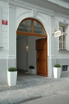 Unitas Hotel Prague 4*,