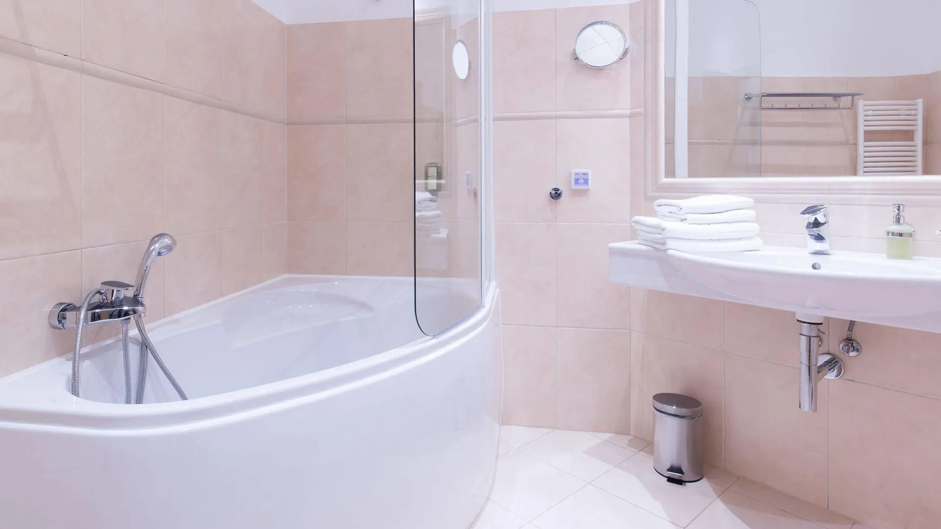 Unitas Hotel Prague