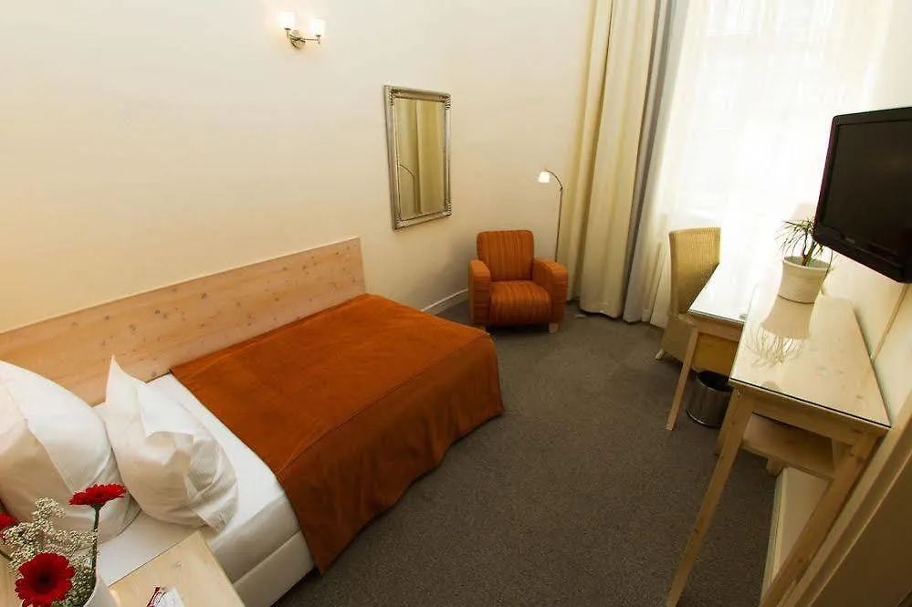 Unitas Hotel Prague