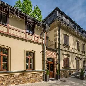 **** Hotel Male Versailles Czechy
