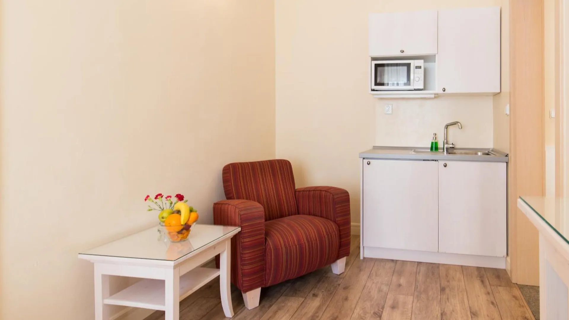 Unitas Hotel Prag 4*,  Tjeckien